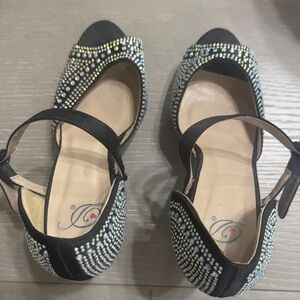 Elegant Black and Silver Women's Shoes